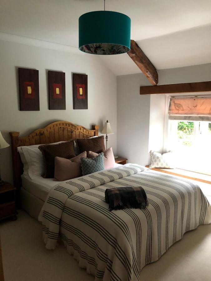 Bed and Breakfast Bow Mill Farm Тотнес Экстерьер фото